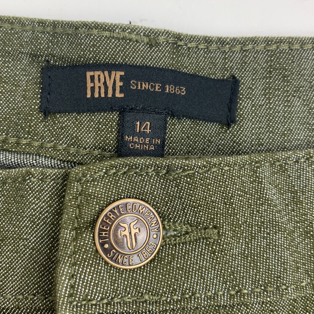 Frye Heritage Olive Green Shorts Size 14 Raw Hem Pockets Zip button up New NWT - Picture 5 of 12